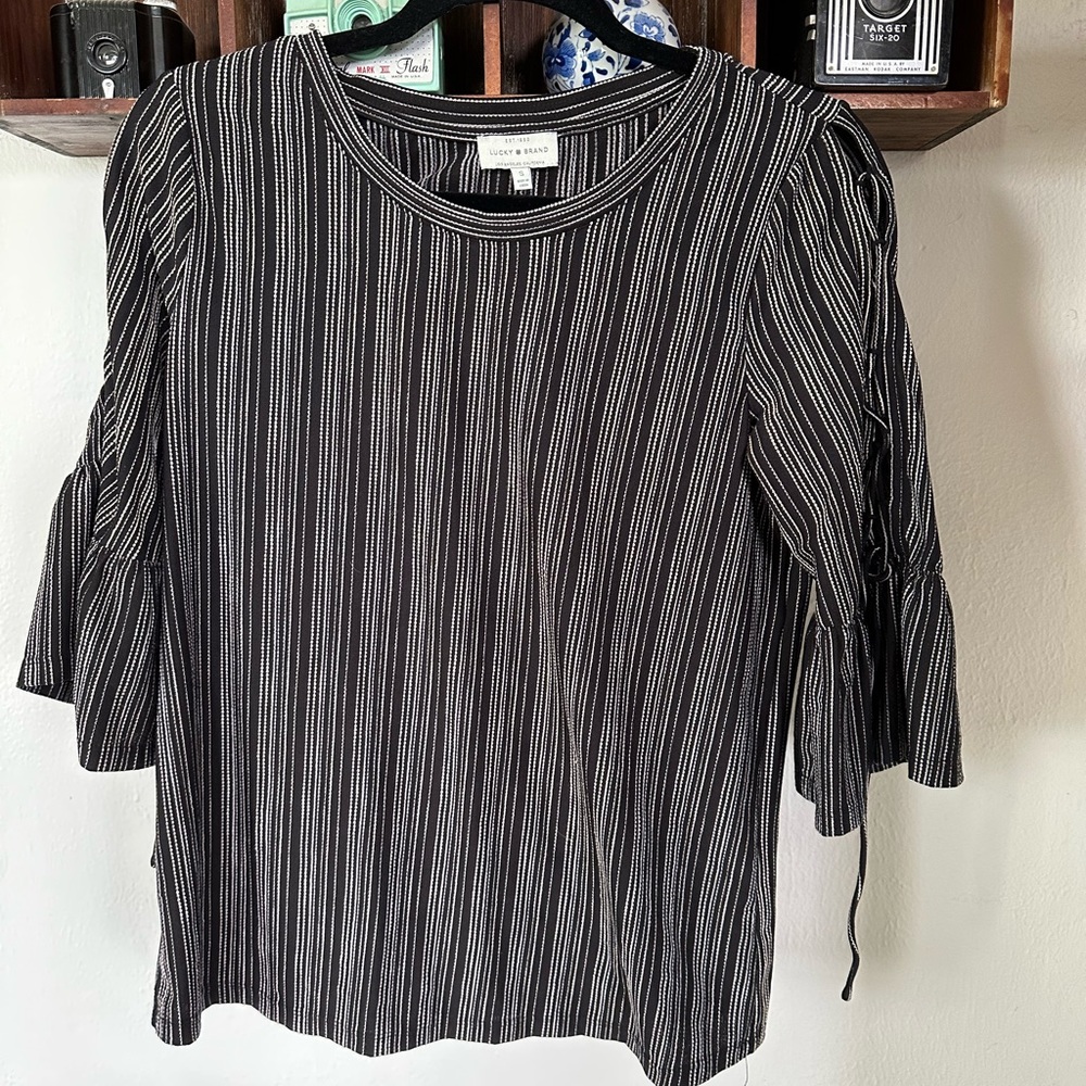 Lucky brand top